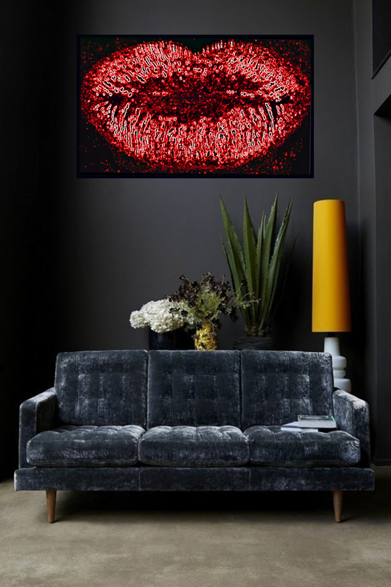Red lips interior scaled